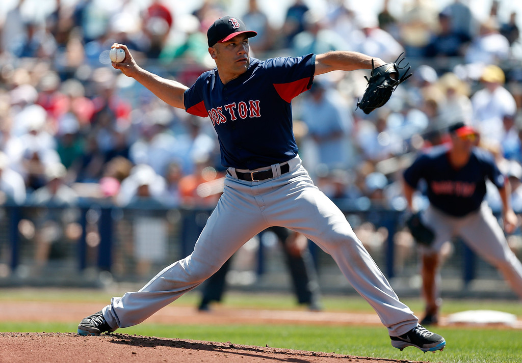 Alfredo Aceves joins Red Sox rotation for Thursday game