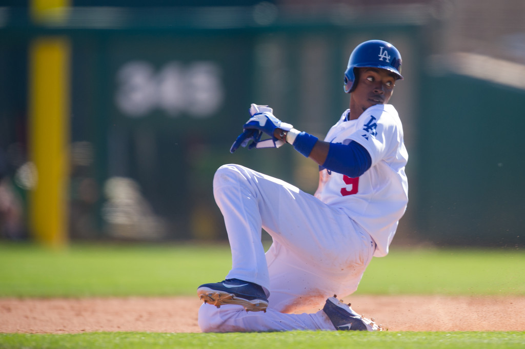 Dodgers’ Gordon begins fielding balls at second