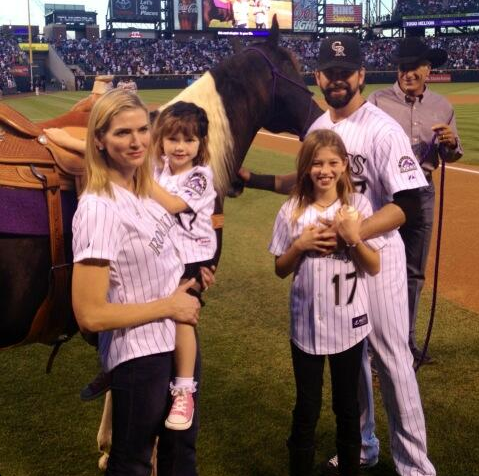 Todd Helton gets a horse as retirement gift from Rockies