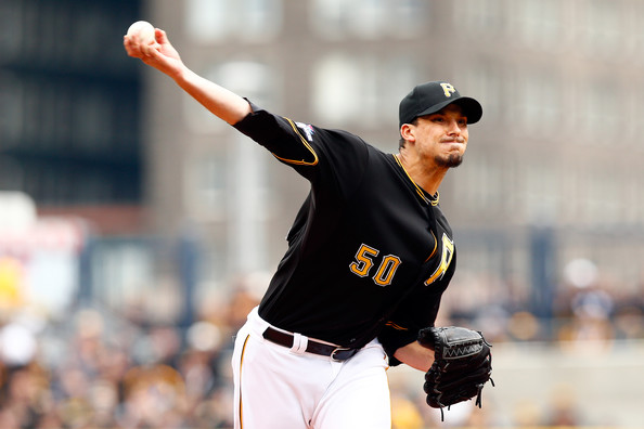 Pirates give three-year extension to Charlie Morton