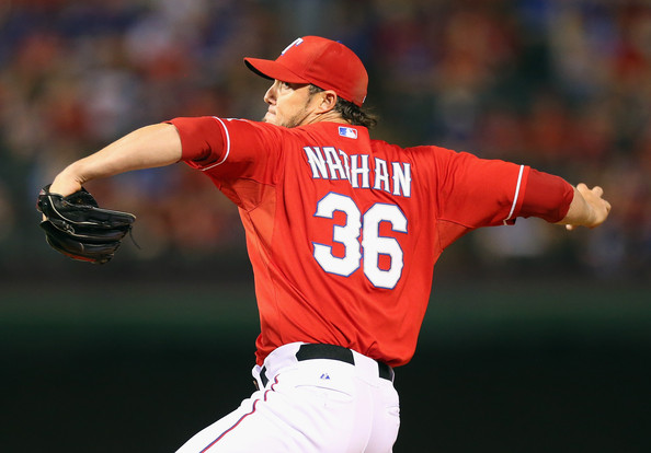 Joe Nathan signs two-year deal with Tigers