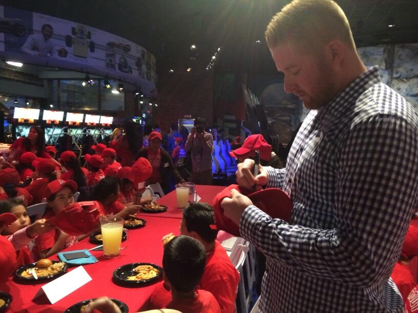 Mark Trumbo traded, still shows up at Angels foundation kids party