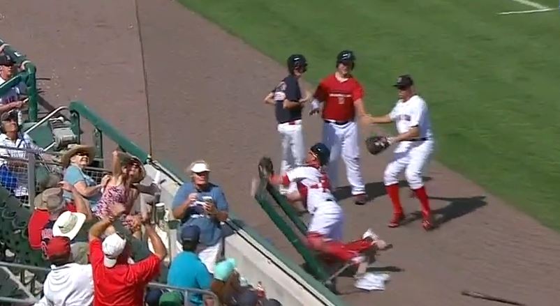 Watch: Red Sox catcher crashes into screen protector chasing after foul ball