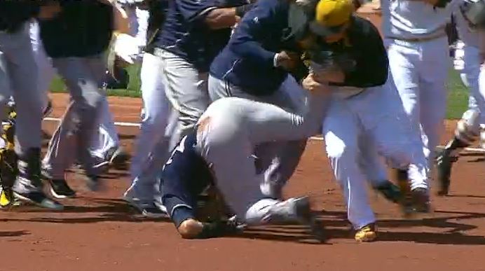 Watch: Benches clear in Pirates and Brewers game