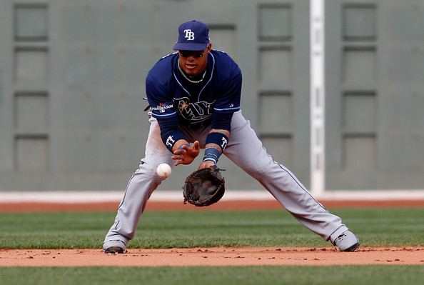 Rays give Yunel Escobar two-year extension