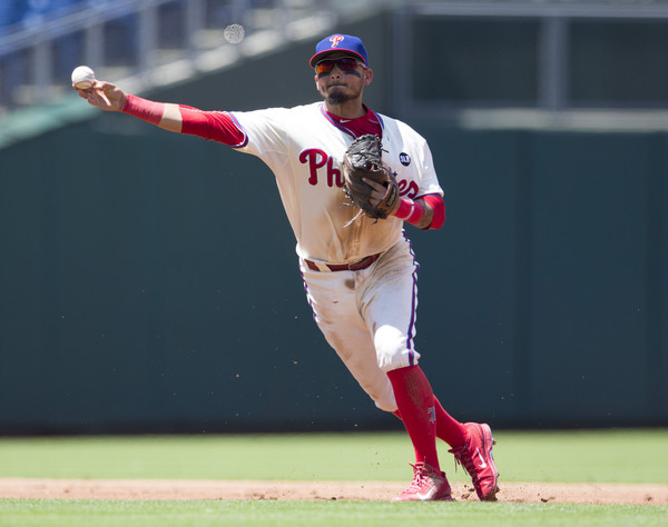 Phillies avoid arbitration with shortstop Freddy Galvis
