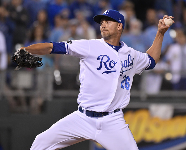 Mike Minor to be among first free agent signers?