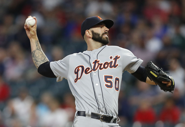 A’s pick up Mike Fiers from Tigers for future considerations