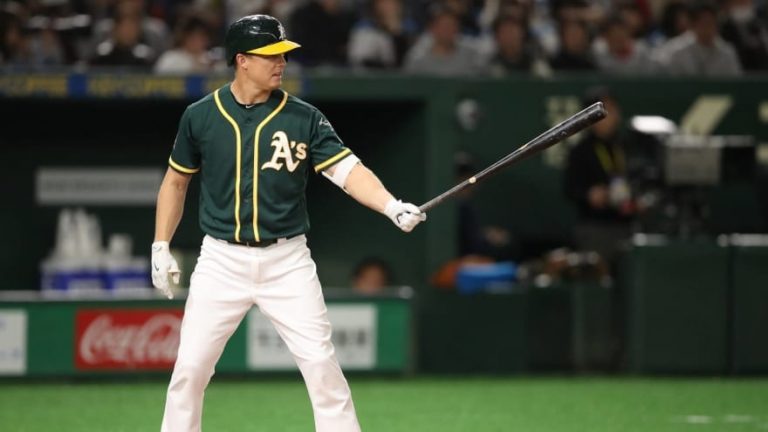 A’s release Nick Hundley