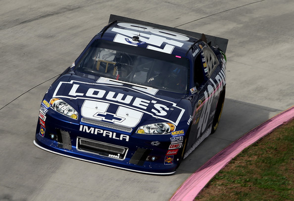Jimmie Johnson wins from pole at Martinsville, race results