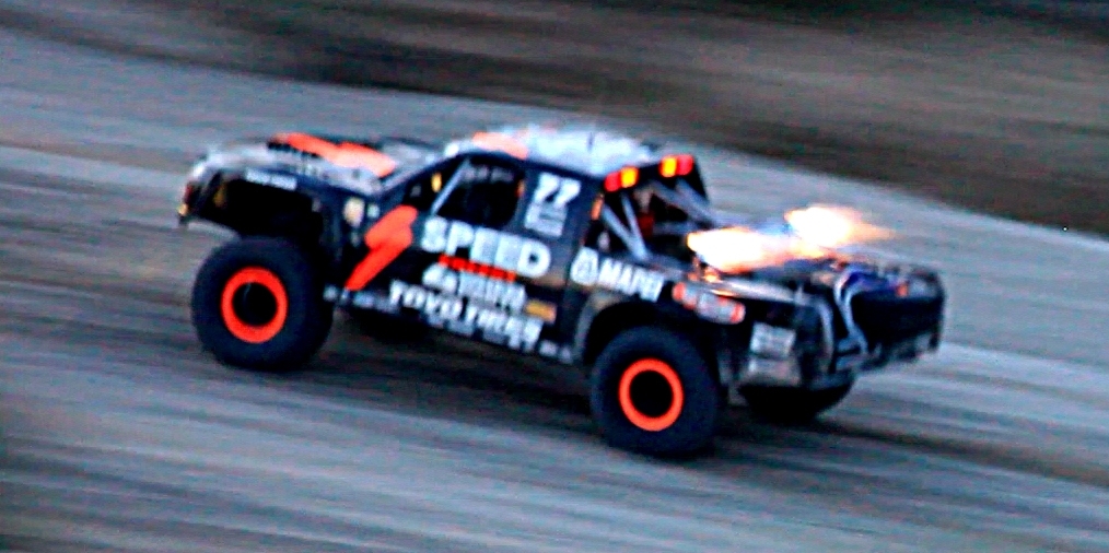 Robby Gordon claims second straight Parker 425