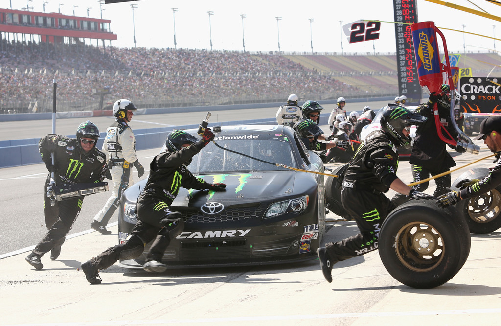 Kyle Busch wins Nationwide Series race at Auto Club Speedway, full race results