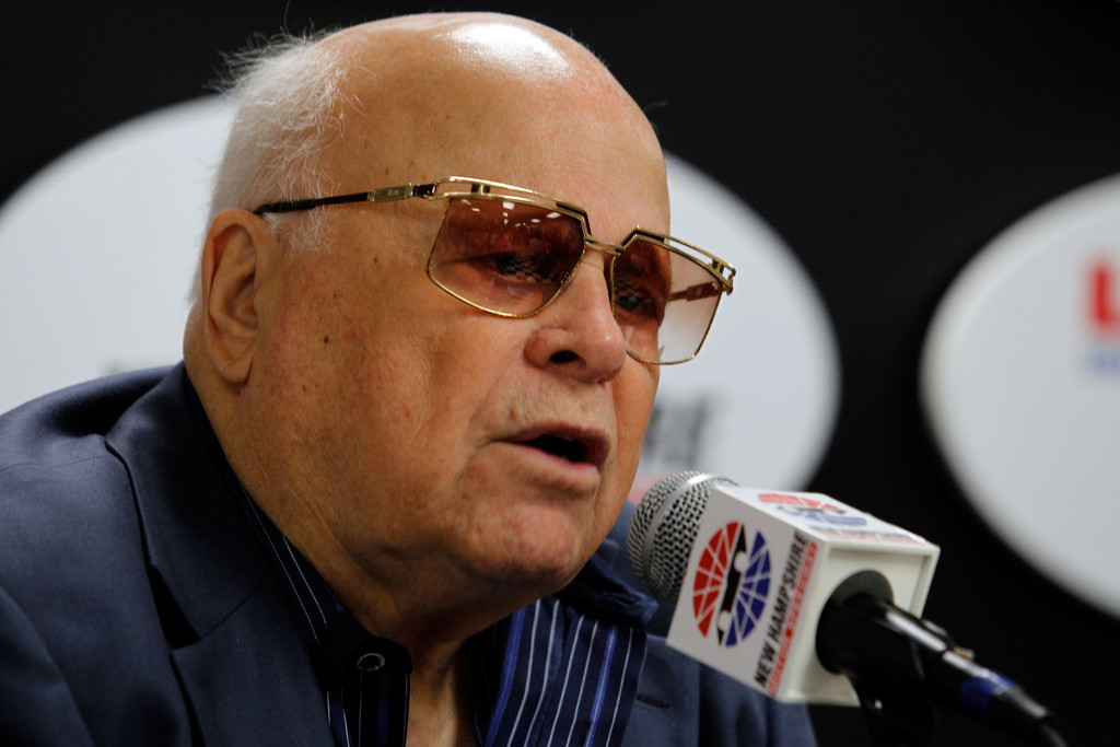 Bruton Smith wants to move fall race from Charlotte to Vegas