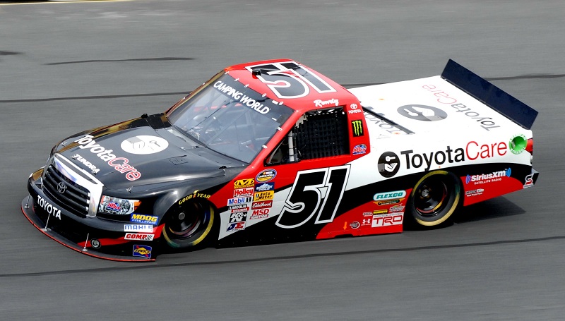 Kyle Busch wins Truck race at Dover, full race results for Lucas Oil 200