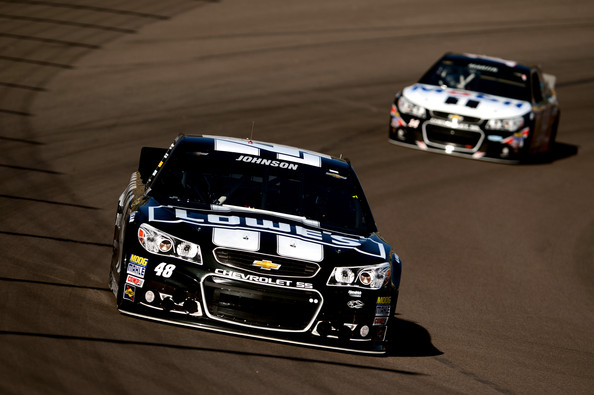 Johnson has NASCAR Cup Series point lead, full standings following Phoenix
