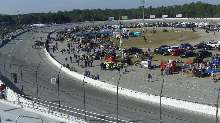 Snowball Derby 300 Startling Lineup, Green Flag time and streaming info