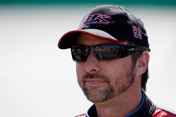 Front Row Motorsports to have David Reutimann in No. 35 at Bristol