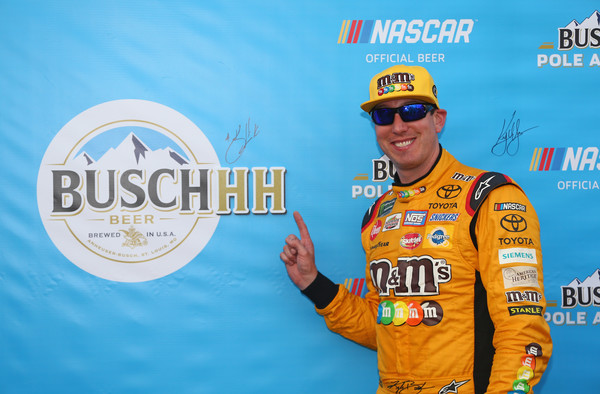 Kyle Busch on Stenhouse: Can’t worry about people that far back in the field