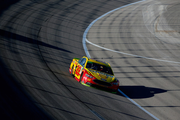 Joey Logano wins earning trip to NASCAR championship round, Martinsville Results