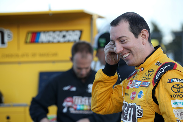 Kyle Busch wins Martinsville pole, qualifying results for First Data 500