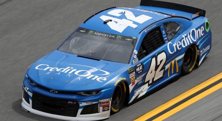Kyle Larson fastest in opening Cup practice at Richmond