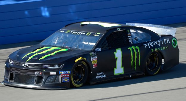Kurt Busch, Larson fastest in first Cup practice at Dover
