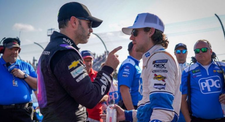Jimmie Johnson still waiting on apology from Ryan Blaney