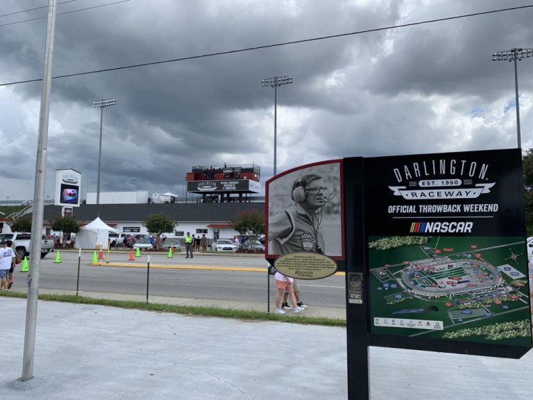 Darlington race delayed by rain, sold out