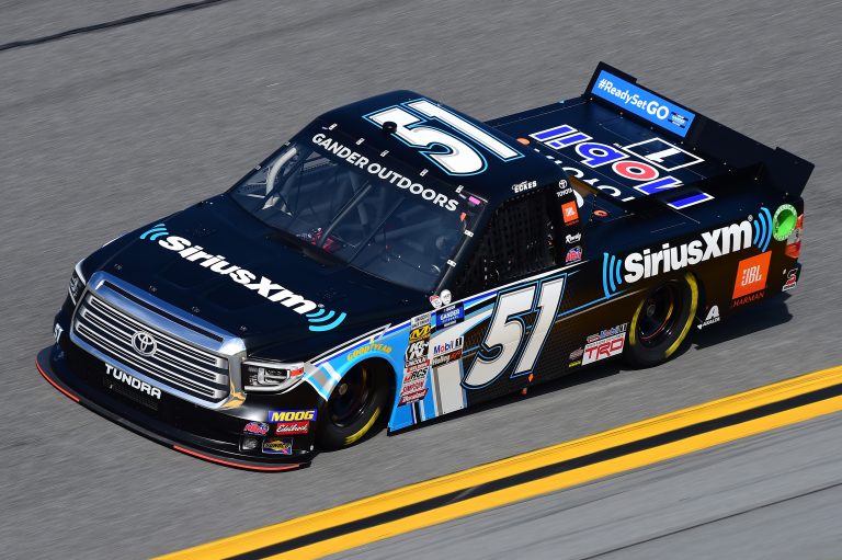 Eckes scores truck pole at Martinsville, starting lineup