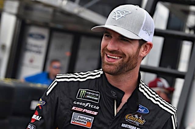 Corey LaJoie returning to Go Fas in 2020