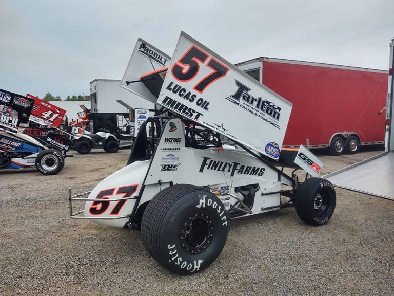 Kyle Larson sets I-55 track record in World of Outlaws Sprint Car