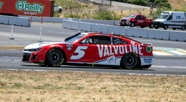 Kyle Larson fastest in Cup Series practice at Sonoma