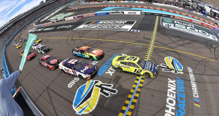 NASCAR at Phoenix: Championship Weekend Schedule, Race Start Time, TV/Streaming Info