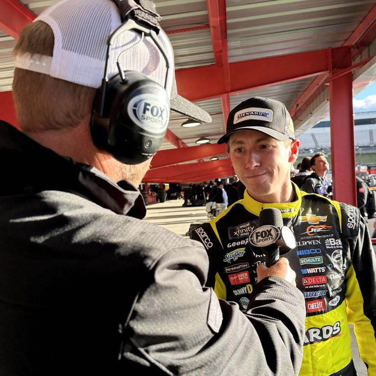 Brandon Jones wins Xfinity Series pole at Martinsville, Starting Lineup for Dude Wipes 250