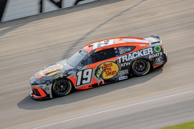 Chase Briscoe fastest in qualifying for Cracker Barrel 400, Nashville Starting Lineup