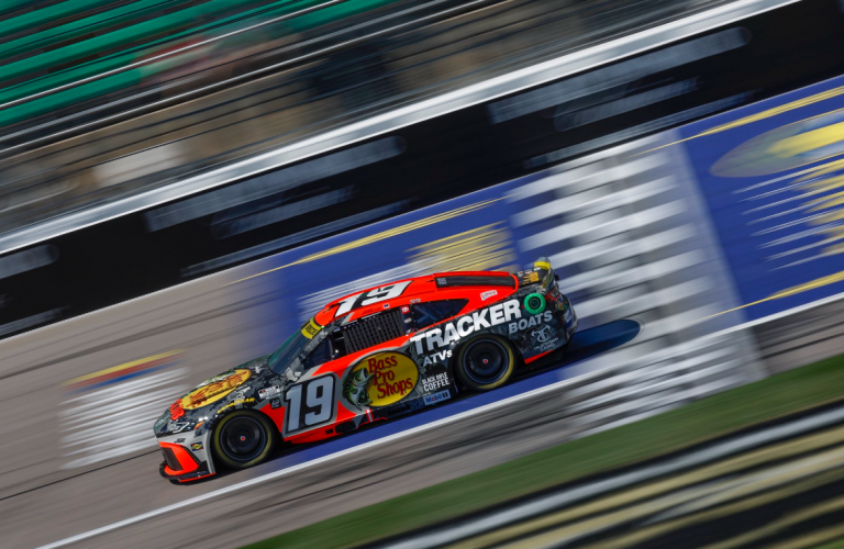Chase Briscoe scores seventh pole of season, Kansas Starting Lineup