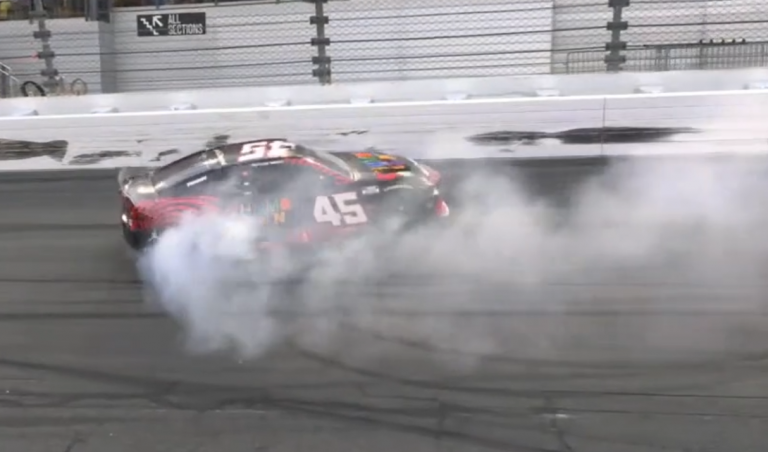 Tyler Reddick wins first every Daytona 500 with last lap pass