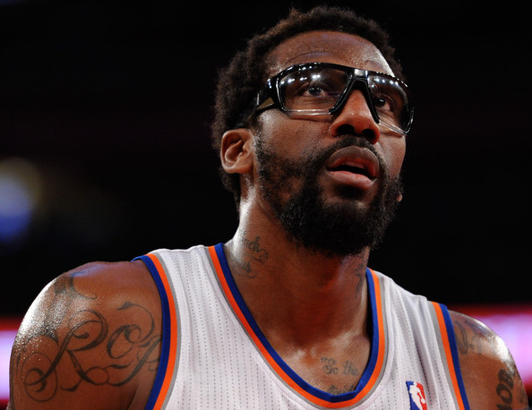 Amare Stoudemire suffers ankle injury, x-rays negative