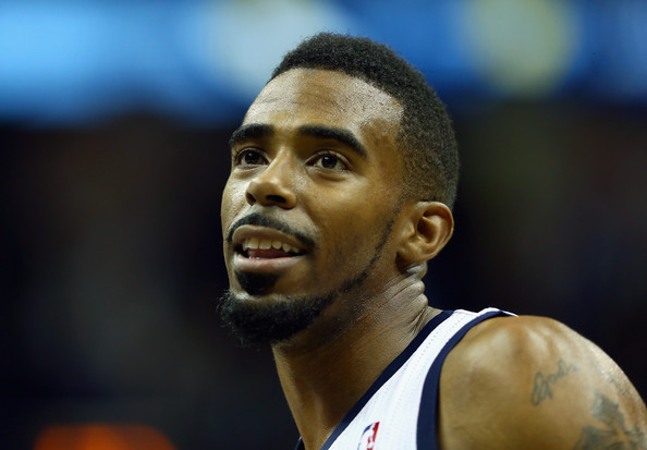 Mike Conley leaves court with right ankle injury