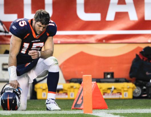 Tebow holds trademark for “Tebowing”
