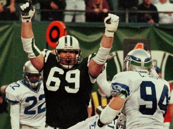 Former NFL lineman Jason Fabini’s house searched by FBI