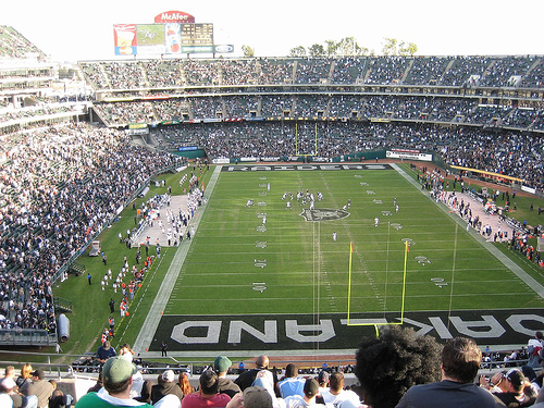 NFL willing to contribute $200 million to build Raiders stadium