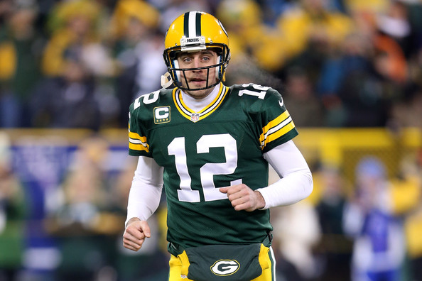 Aaron Rodgers out for game after shoulder injury against Bears (GIF)