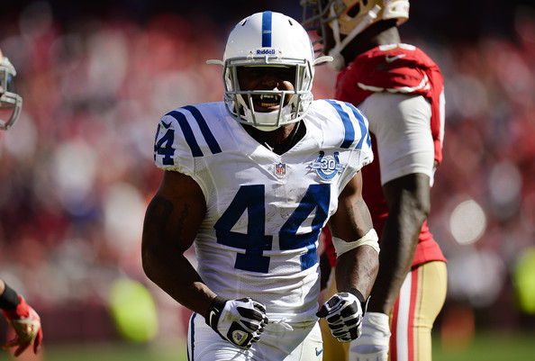 Ahmad Bradshaw given one game suspension for violating substance-abuse policy