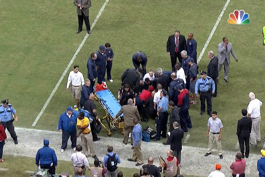 Texans head coach Gary Kubiak collapses on field, not a heart attack