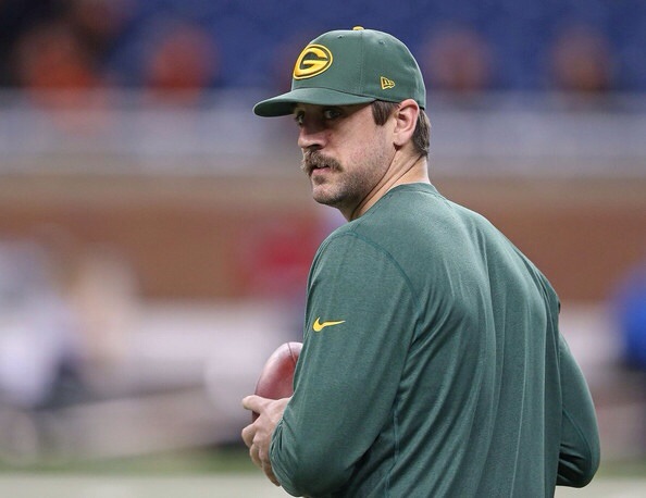 Former teammate thinks Packers should shut Aaron Rodgers down