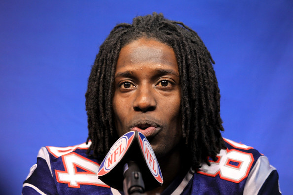 Colts work out WR Deion Branch