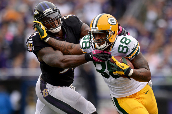 Patriots taking a look at Jermichael Finley