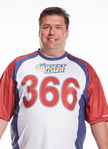 Former NFL QB Scott Mitchell and OL Damien Woody to appear on Biggest Loser