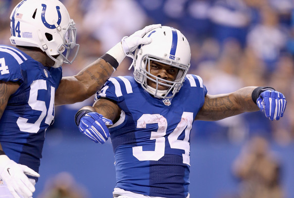 Colts seeking running back to pair with Andrew Luck